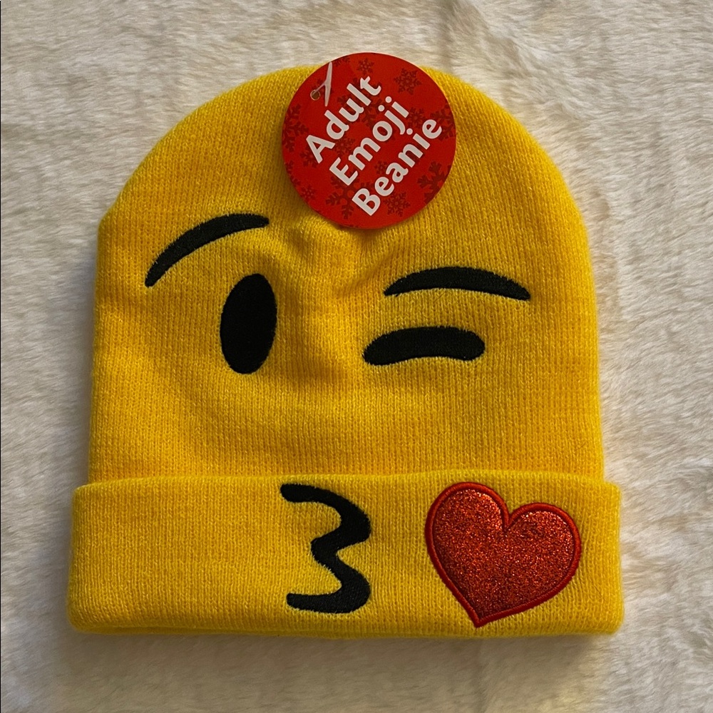 Yellow Emoji Beanie for Kids/Adults SZ OS - Picture 1 of 3